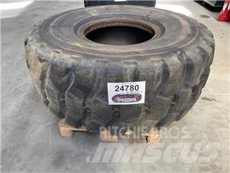  23.5xR25 Bridgestone dæk Rehvid, rattad ja veljed