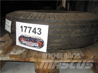  9.00-16 Goodyear dæk - 1 stk. Rehvid, rattad ja veljed