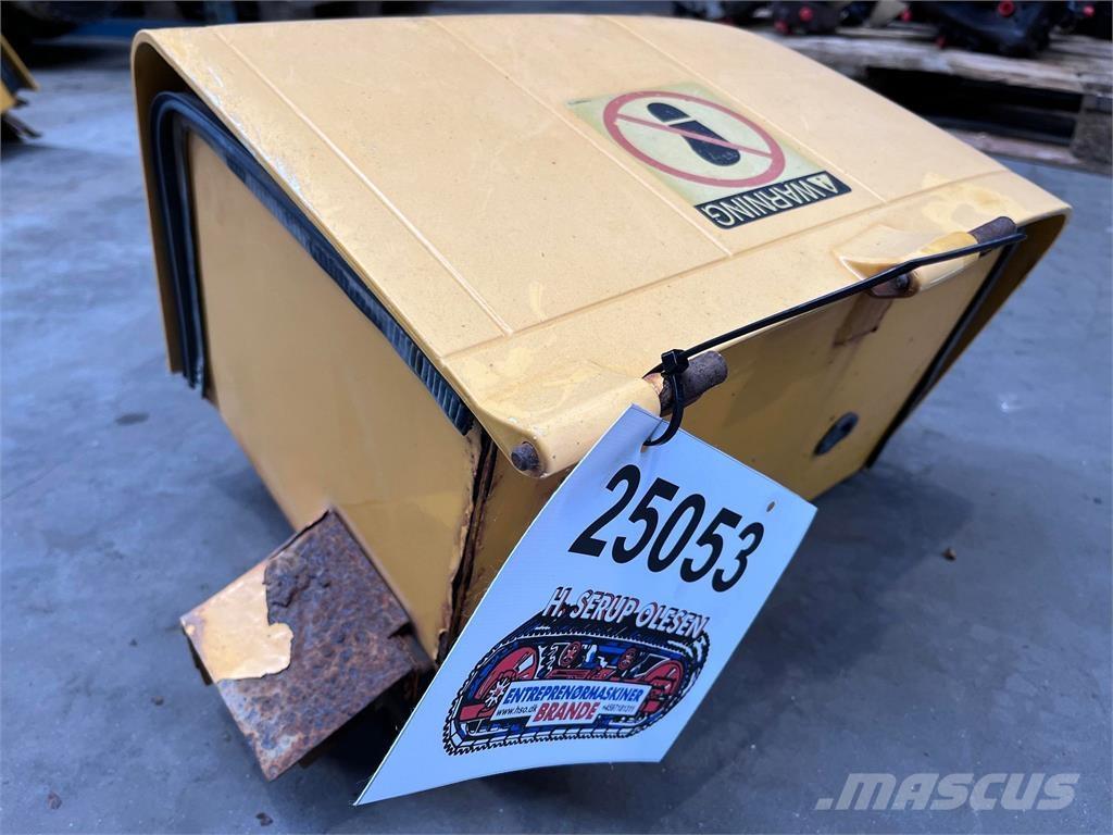  Batterikasse, Volvo L90E Muud osad