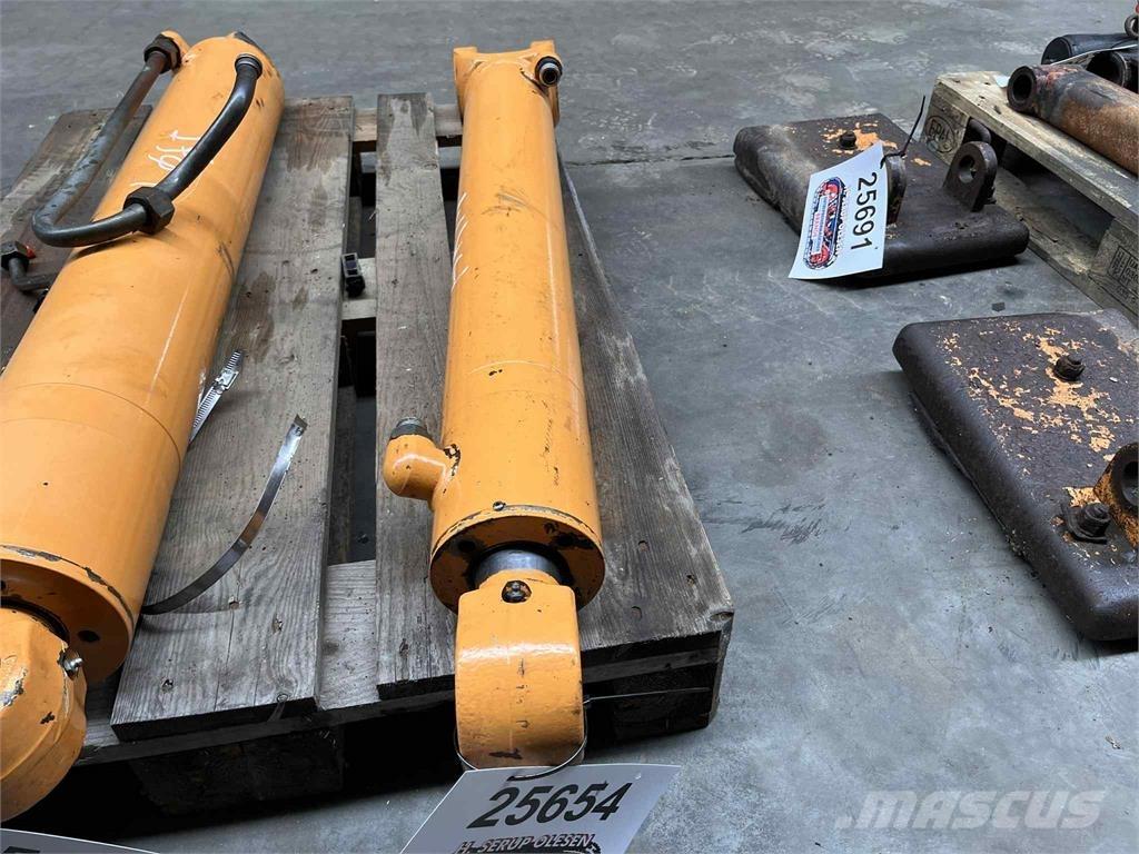 CASE 695SR armcylinder Hüdraulika