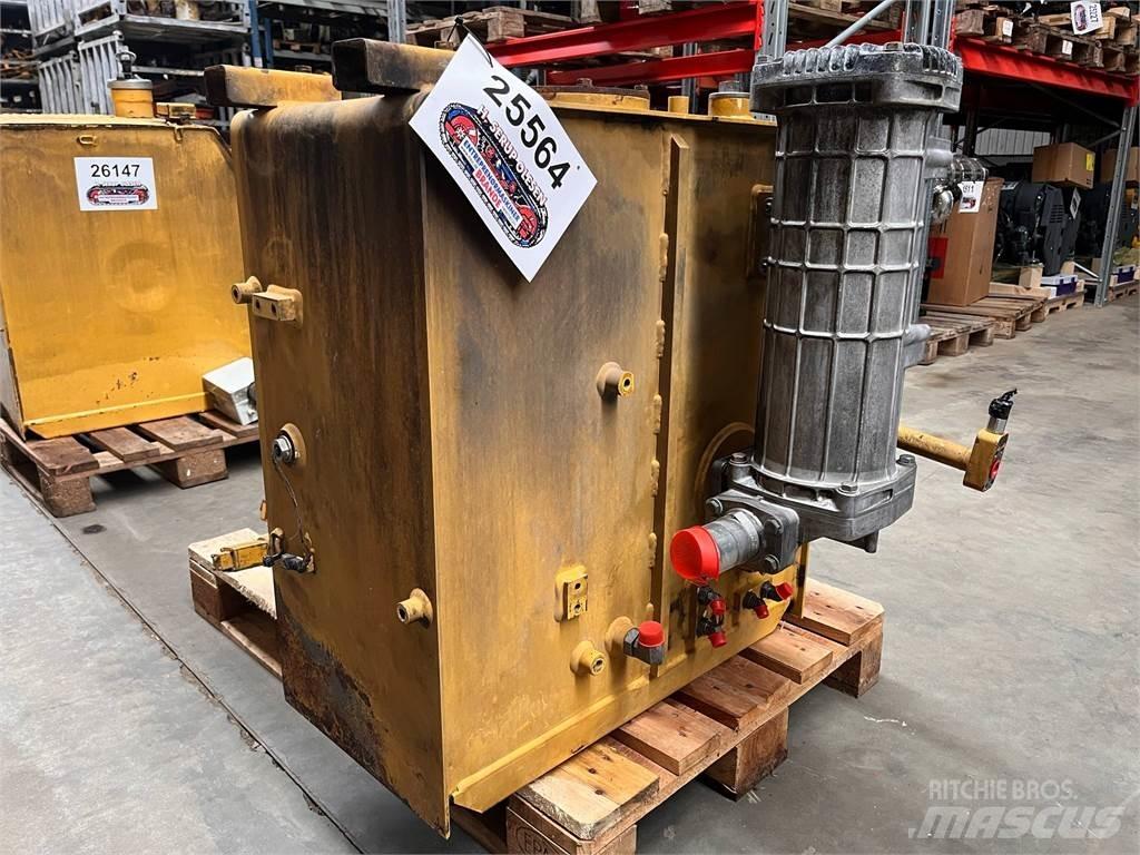 CAT 323D hydrauliktank Hüdraulika