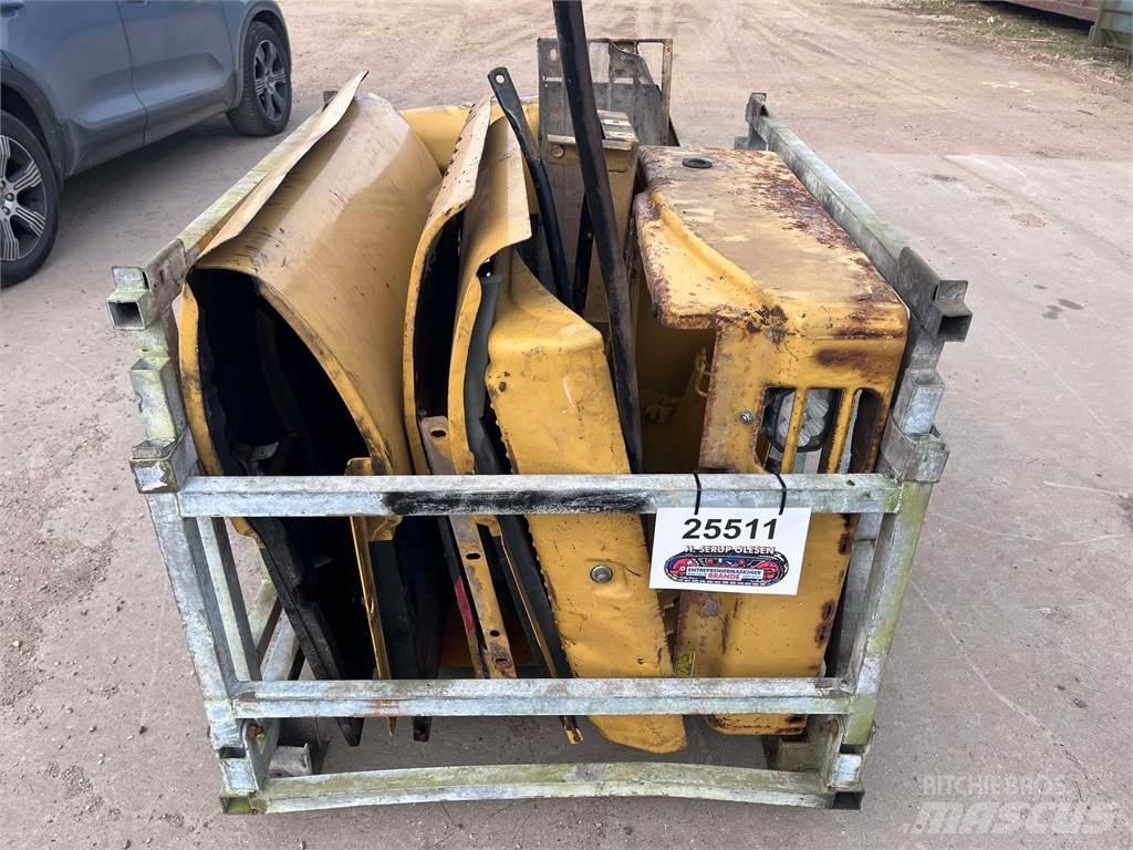 CAT 323D Skærme Muud osad