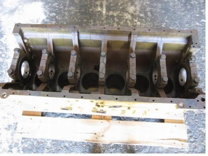 CAT 3306 motorblok Mootorid