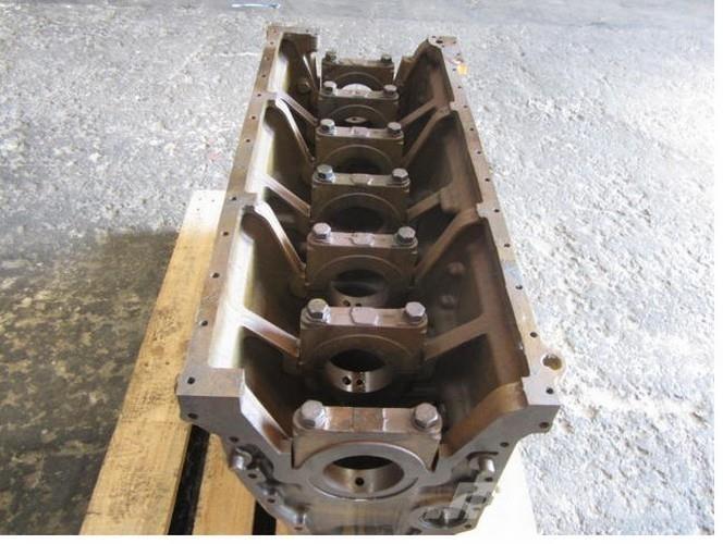 CAT 3306 motorblok Mootorid