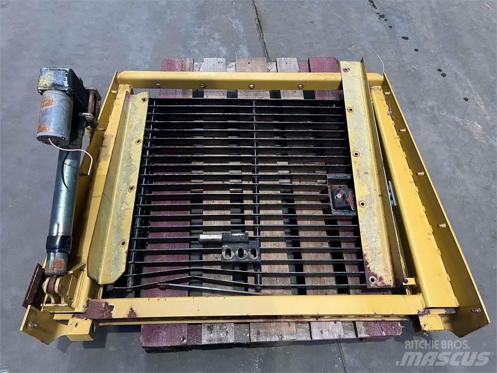 CAT 962GII Kølergrill Muud osad