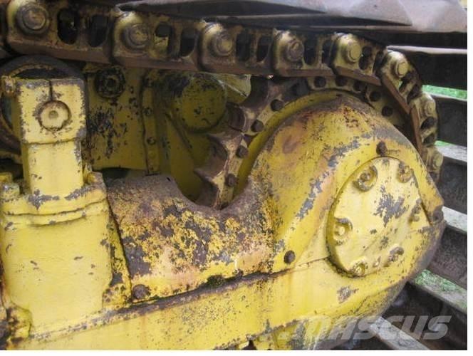 CAT D5LGP dozer, til ophug Buldooserid