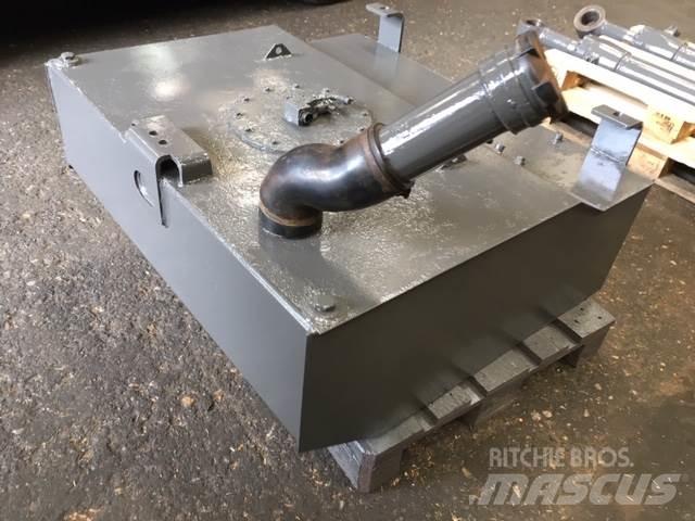  Dieseltank ex. Volvo L180E Muud osad