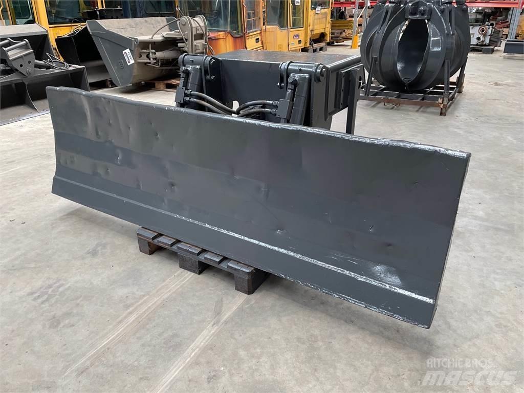  Dozerblad, hydraulisk Muud osad