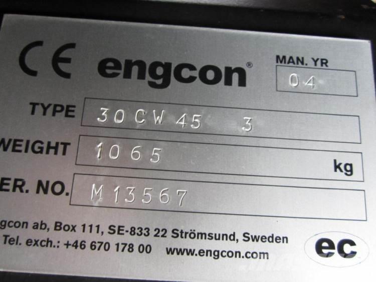 Engcon EC30 tiltrotator Kiirliitmikud