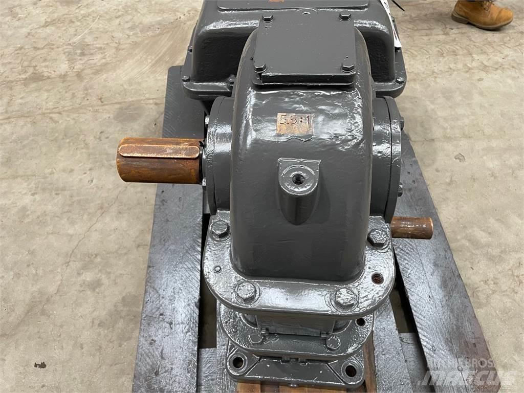 Flender gear - 5,5:1 Käigukastid