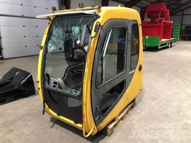  Førerhus ex. Volvo EC240LC Muud osad
