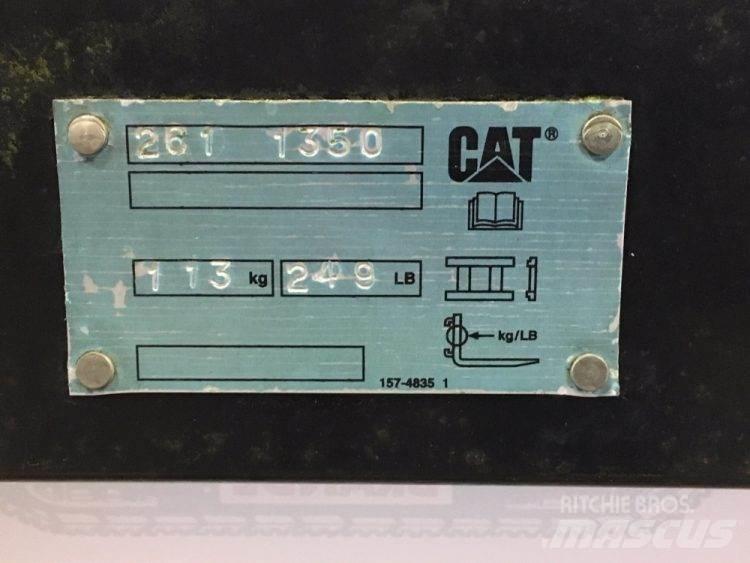  Gaffelbord 2,5 ton - Cat Tõstekahvlid