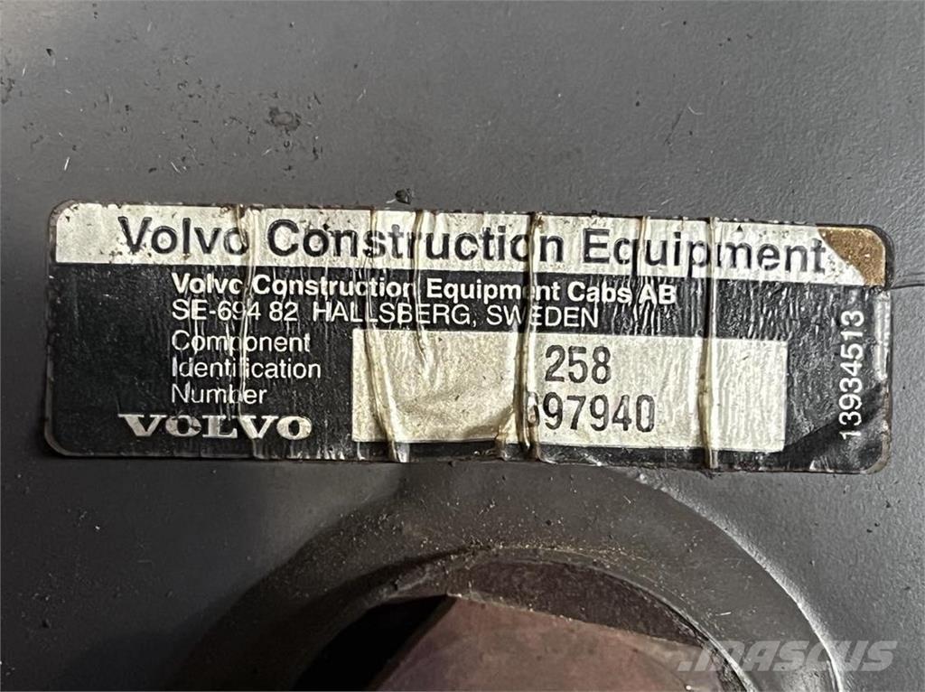  Hydraulik Tank, Volvo L90E Hüdraulika
