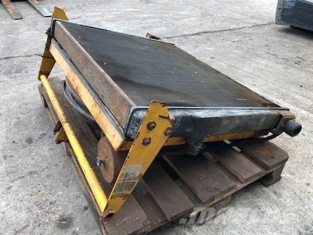  Køler ex. Volvo A20 Mootorid