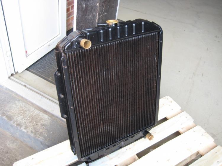  Køler, Hyundai R55-3 Mootorid