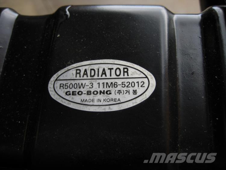  Køler, Hyundai R55-3 Mootorid
