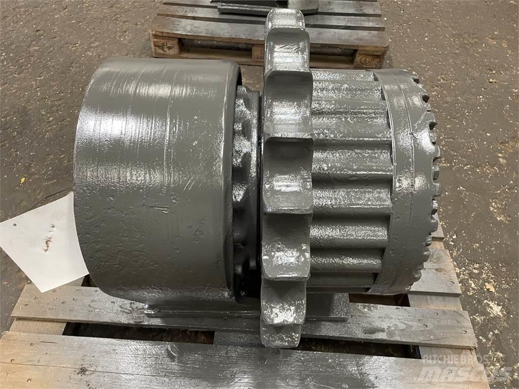 Komatsu PC180LC-3 Køregear Ülekandemehhanism