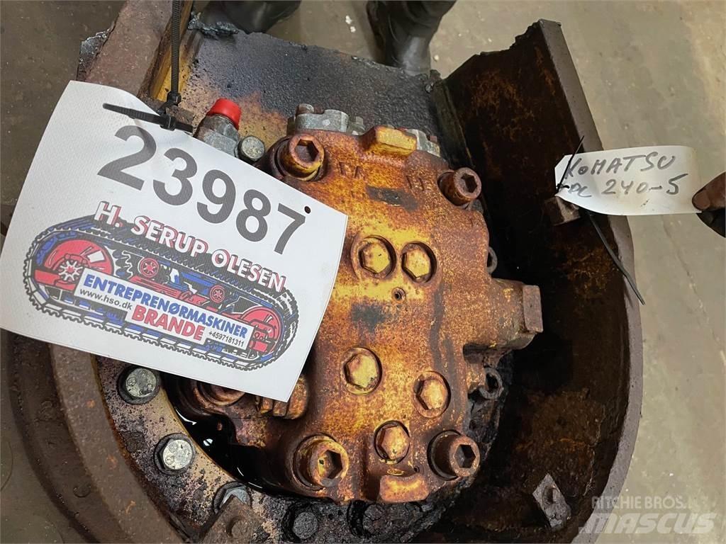 Komatsu PC240-5 Køregear Ülekandemehhanism