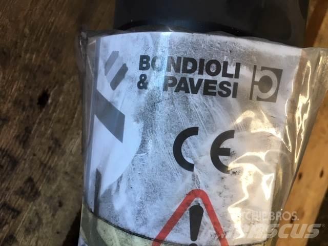  Kraftoverføringsaksel Muud osad
