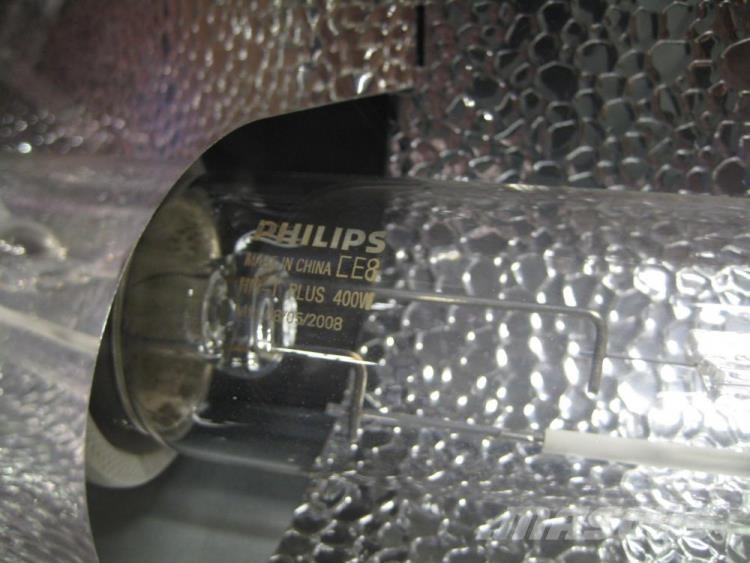  Lamper - 400W - 2 stk. Elektroonikaseadmed