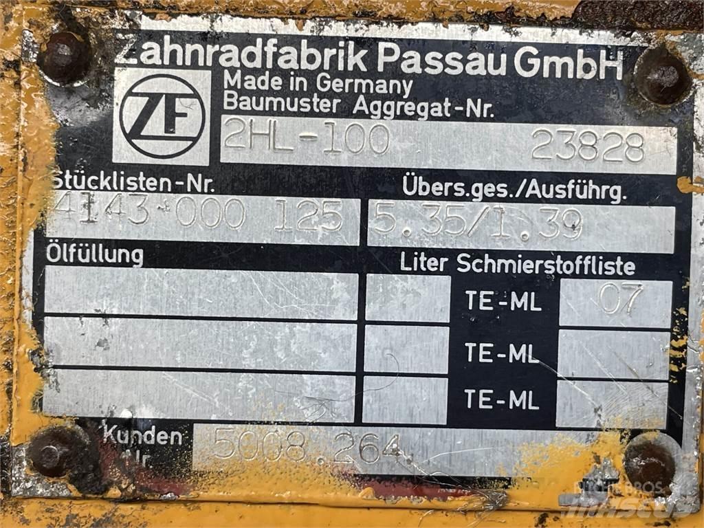Liebherr A902 Køregear Ülekandemehhanism