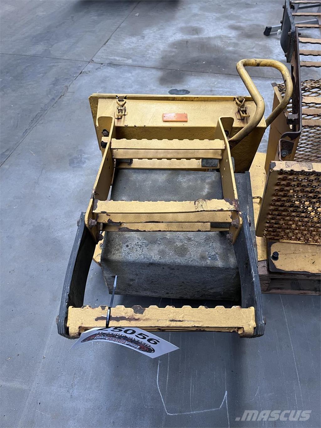  Trappe, Volvo L90E Muud osad