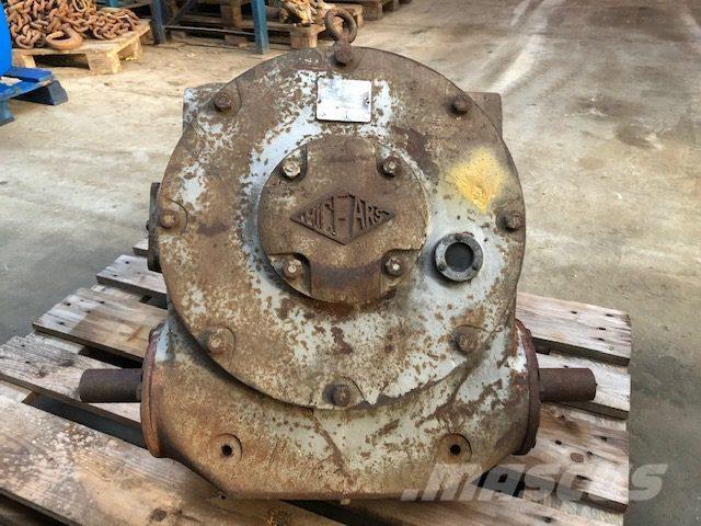  Vinkelgear fabr. HI Gears Käigukastid