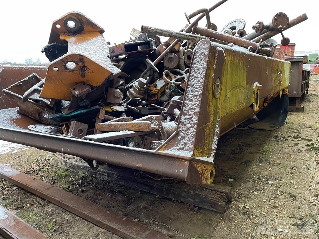 Volvo A25D dumperkasse Väikekallurid