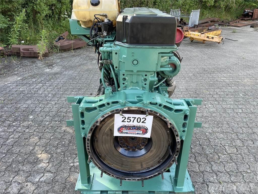 Volvo D12 motor, komplet Mootorid
