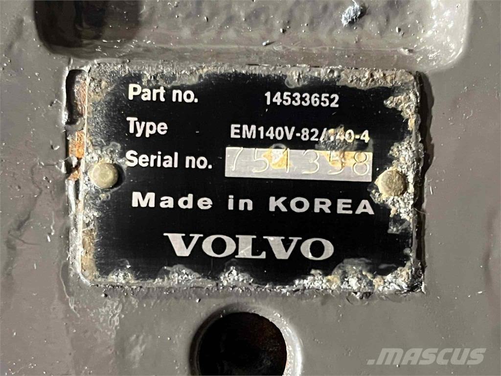 Volvo EC240CL køregear Muud osad