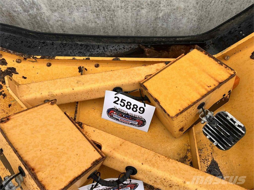 Volvo L220E frontlygte Elektroonikaseadmed