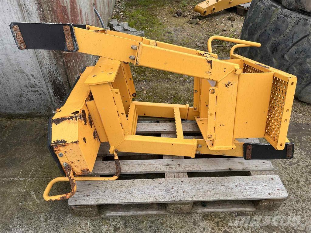 Volvo L220E trappe Muud osad