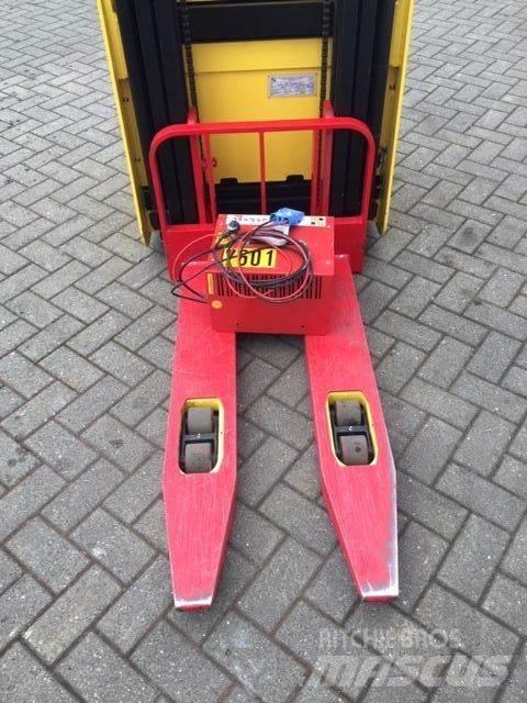 Hyster S1.5S Järelkäidavad virnastajad