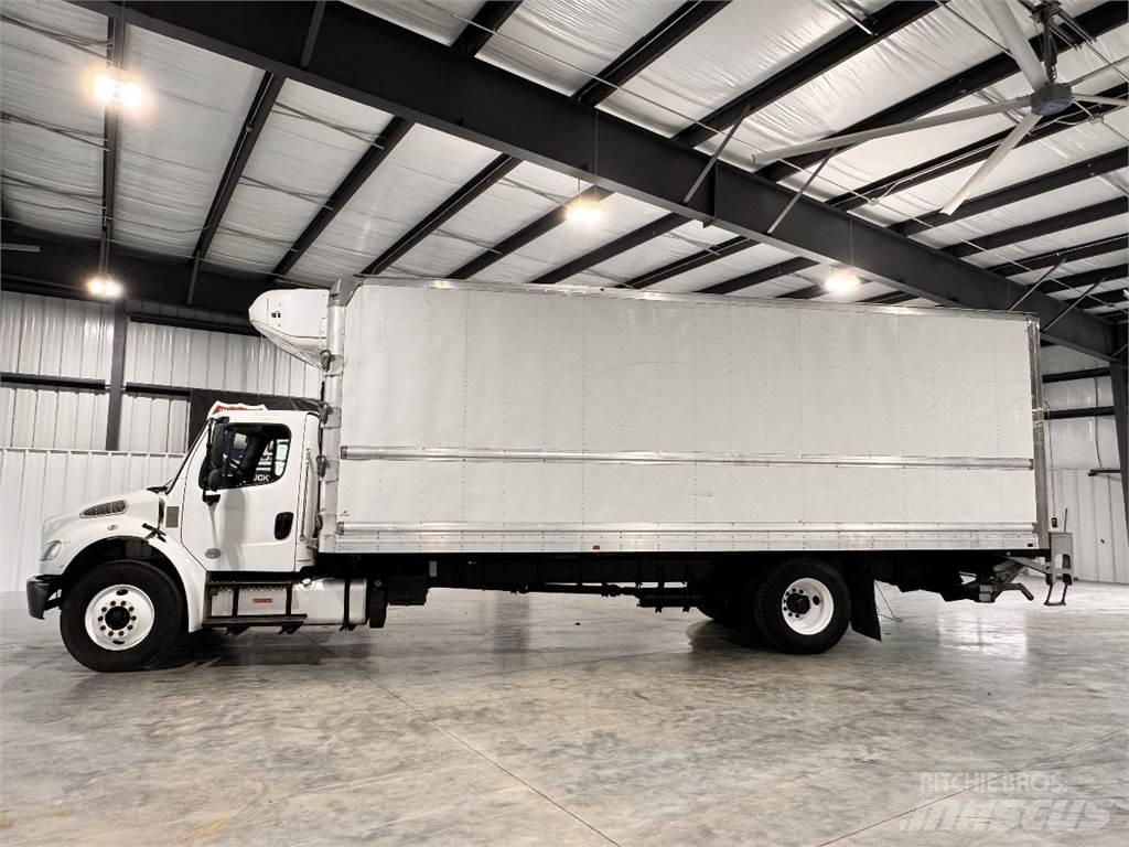 Freightliner M2 106 Külmikautod