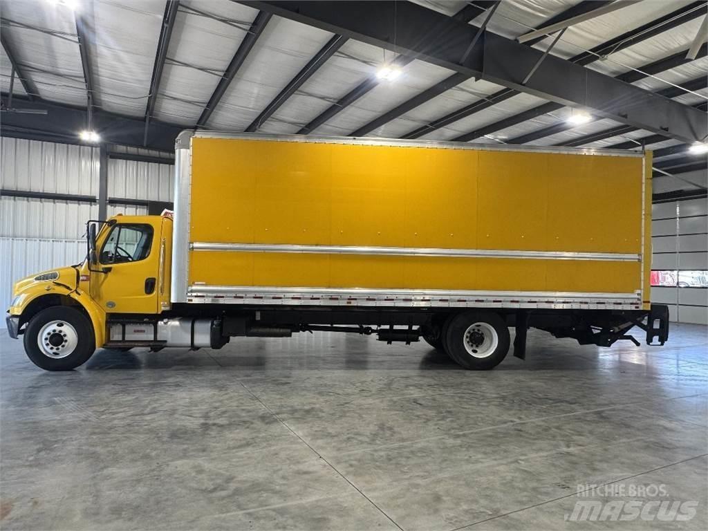 Freightliner M2 106 Furgoonautod