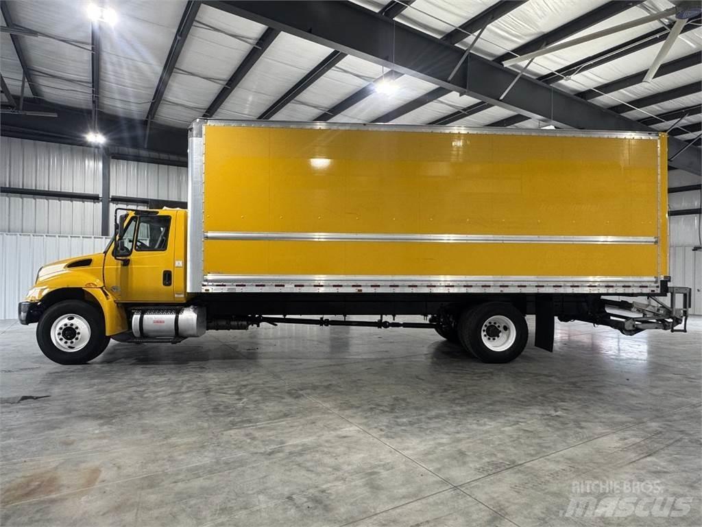 International 4300 Furgoonautod
