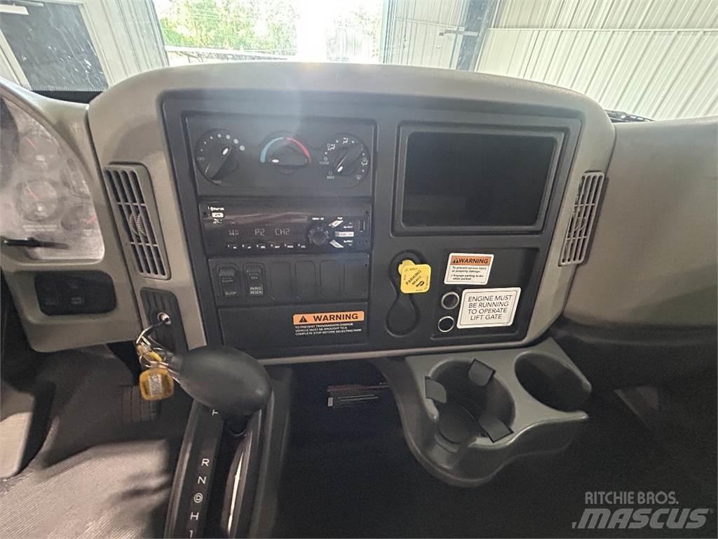 International 4300 Furgoonautod