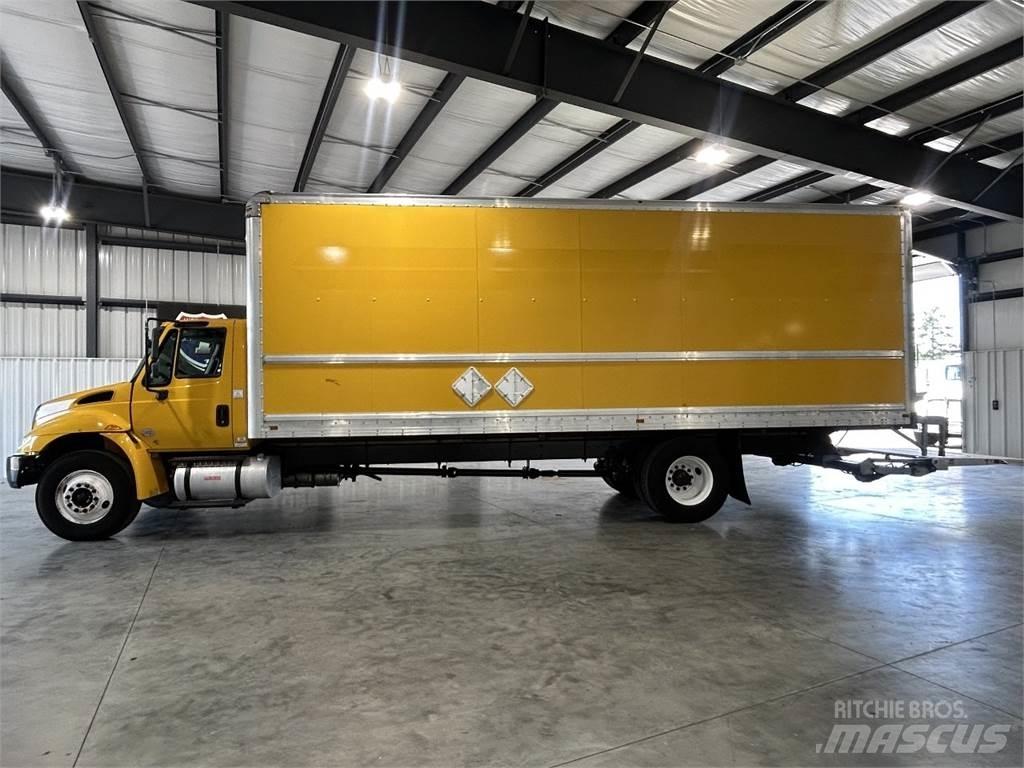 International 4300 Furgoonautod