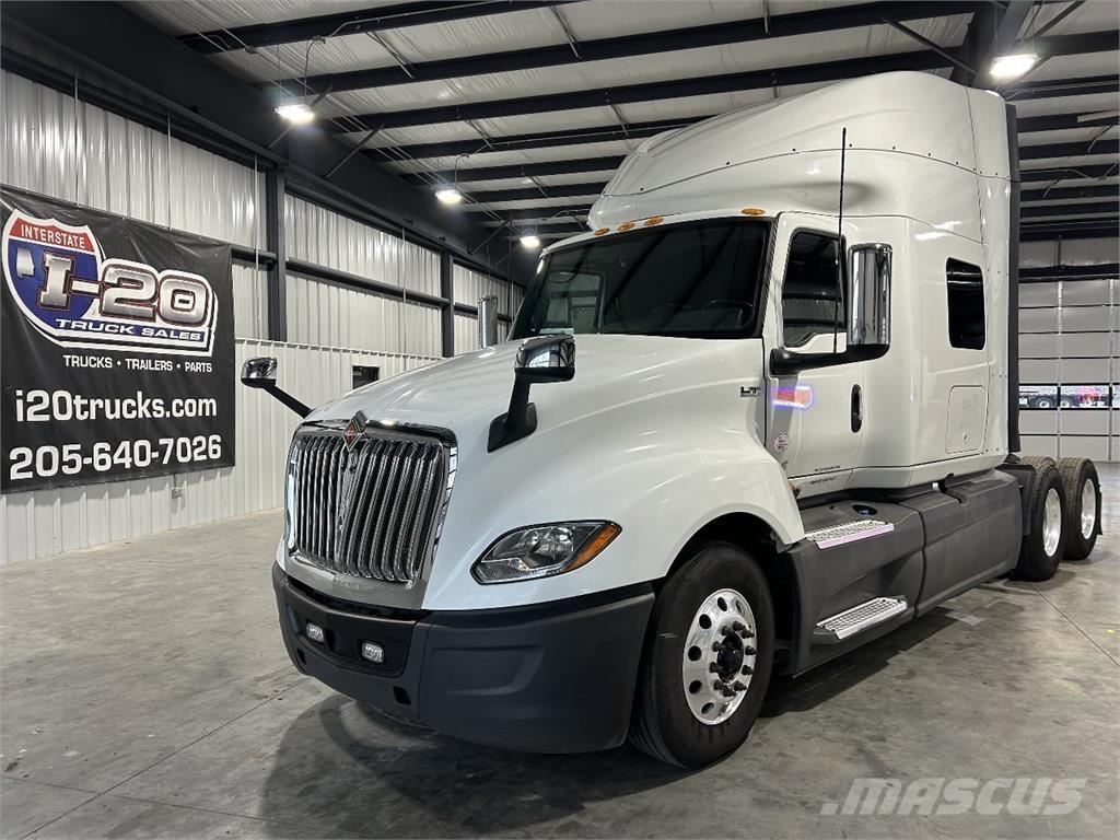 International LT625 Sadulveokid