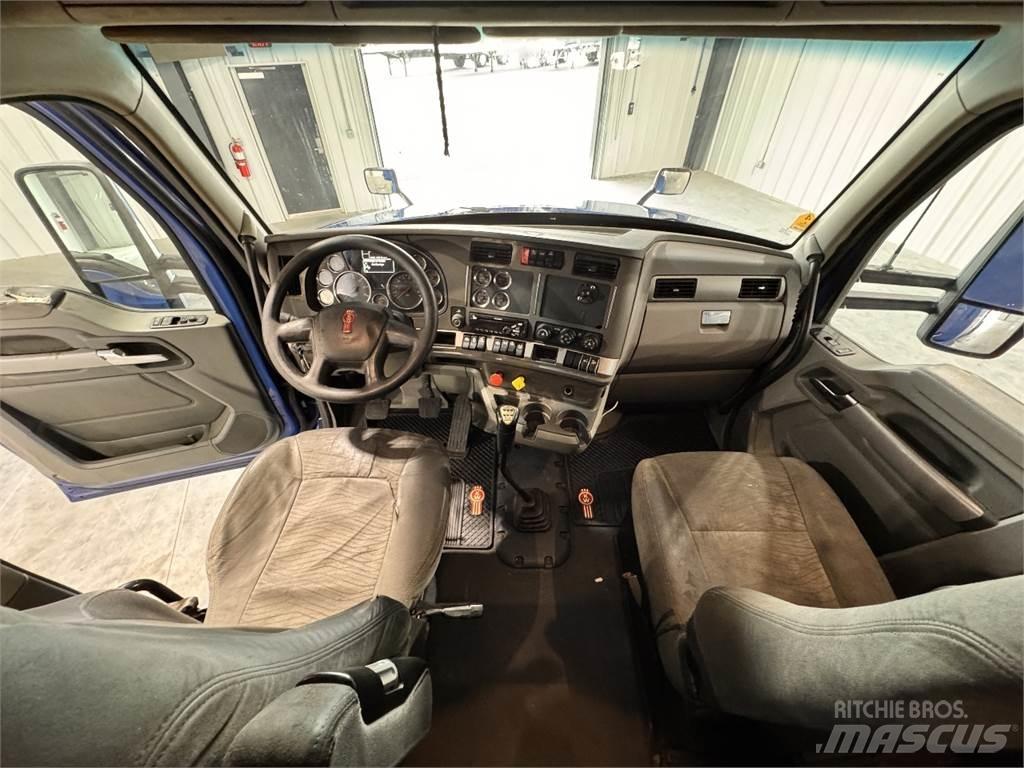 Kenworth T680 Sadulveokid