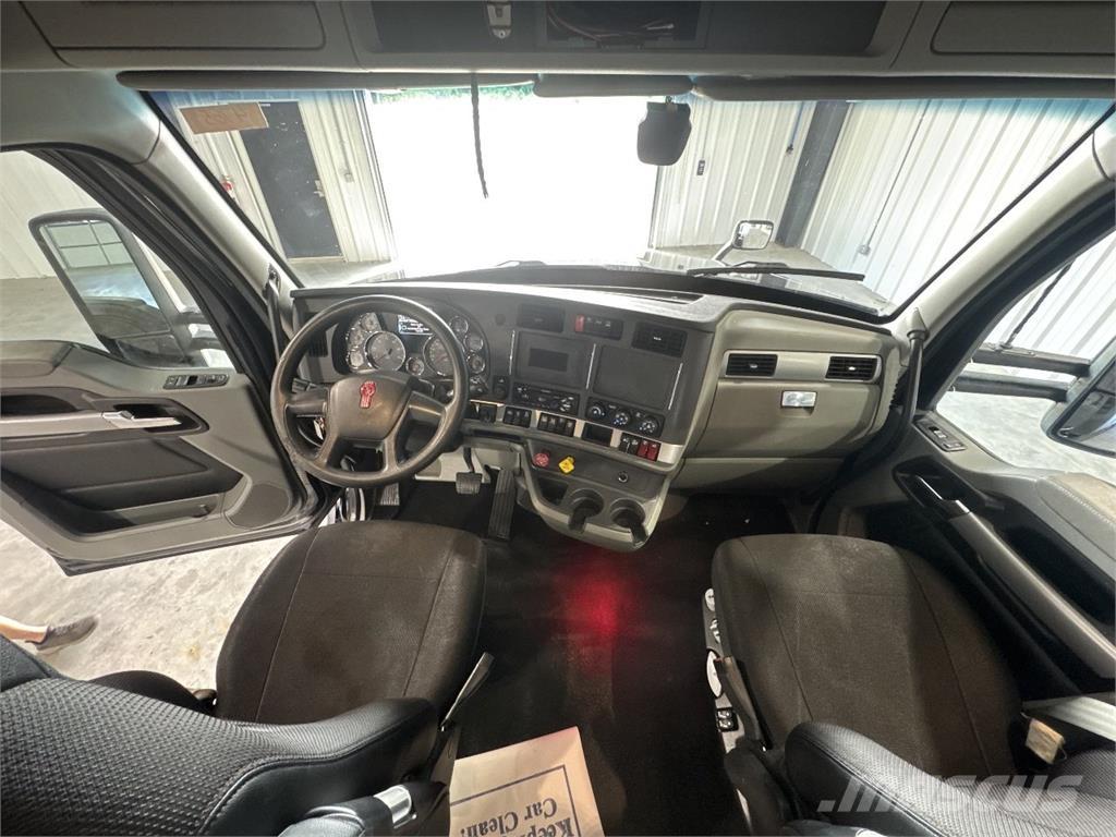 Kenworth T680 Sadulveokid