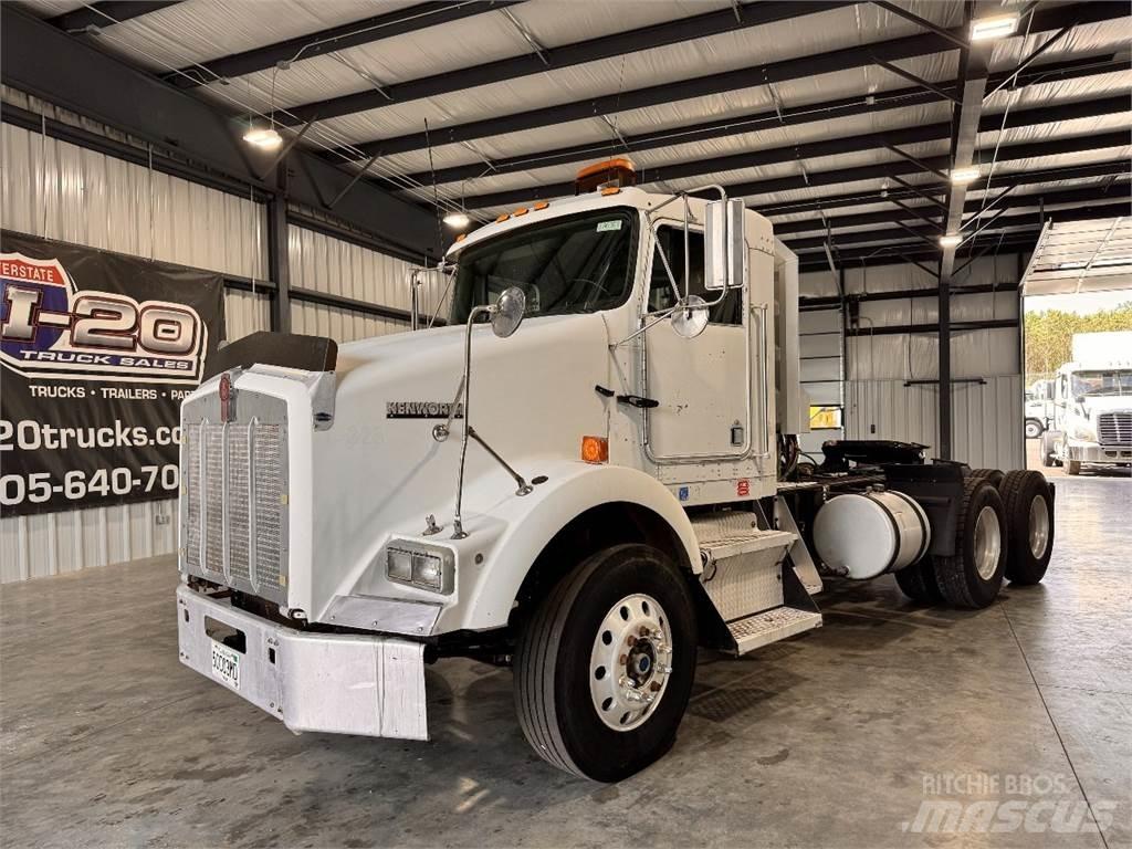 Kenworth T800 Sadulveokid