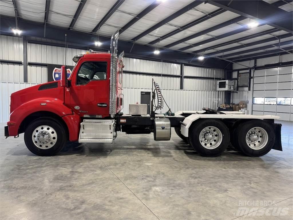 Kenworth T880 Sadulveokid