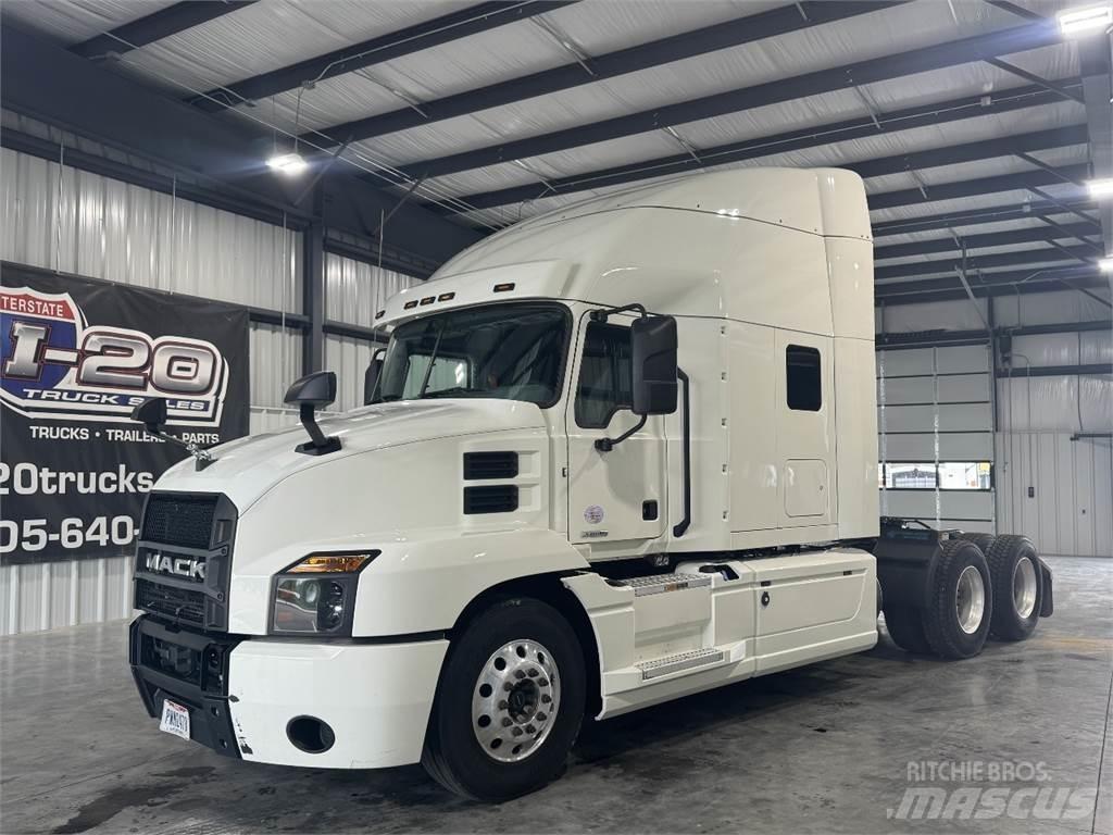 Mack AN64T Sadulveokid