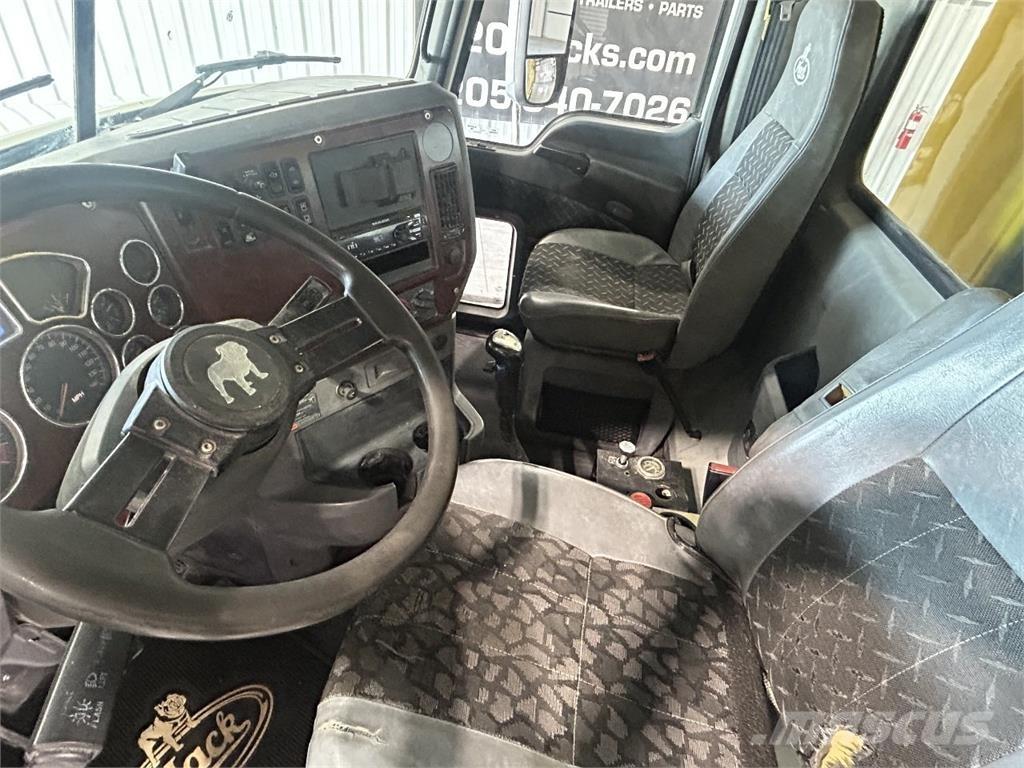 Mack Granite Kallurid
