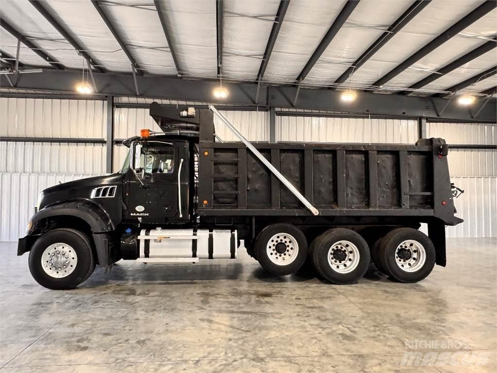 Mack GU713 Kallurid