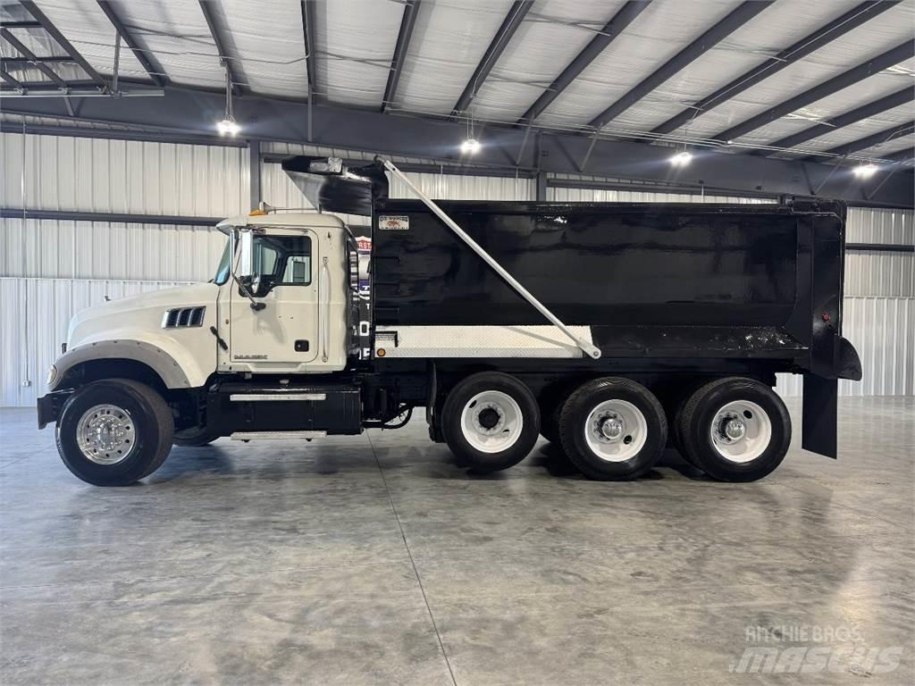 Mack GU713 Kallurid