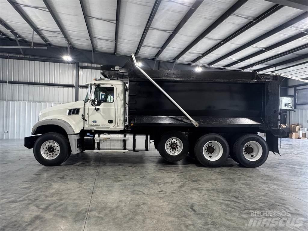 Mack GU713 Kallurid