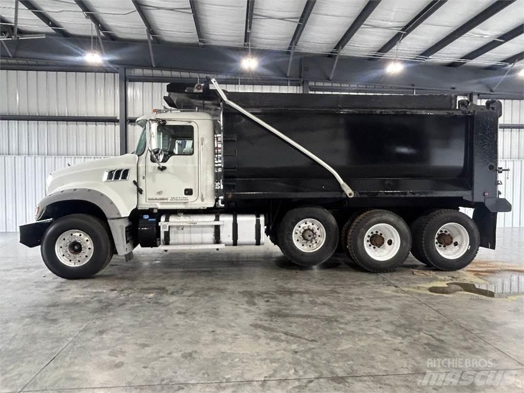 Mack GU713 Kallurid