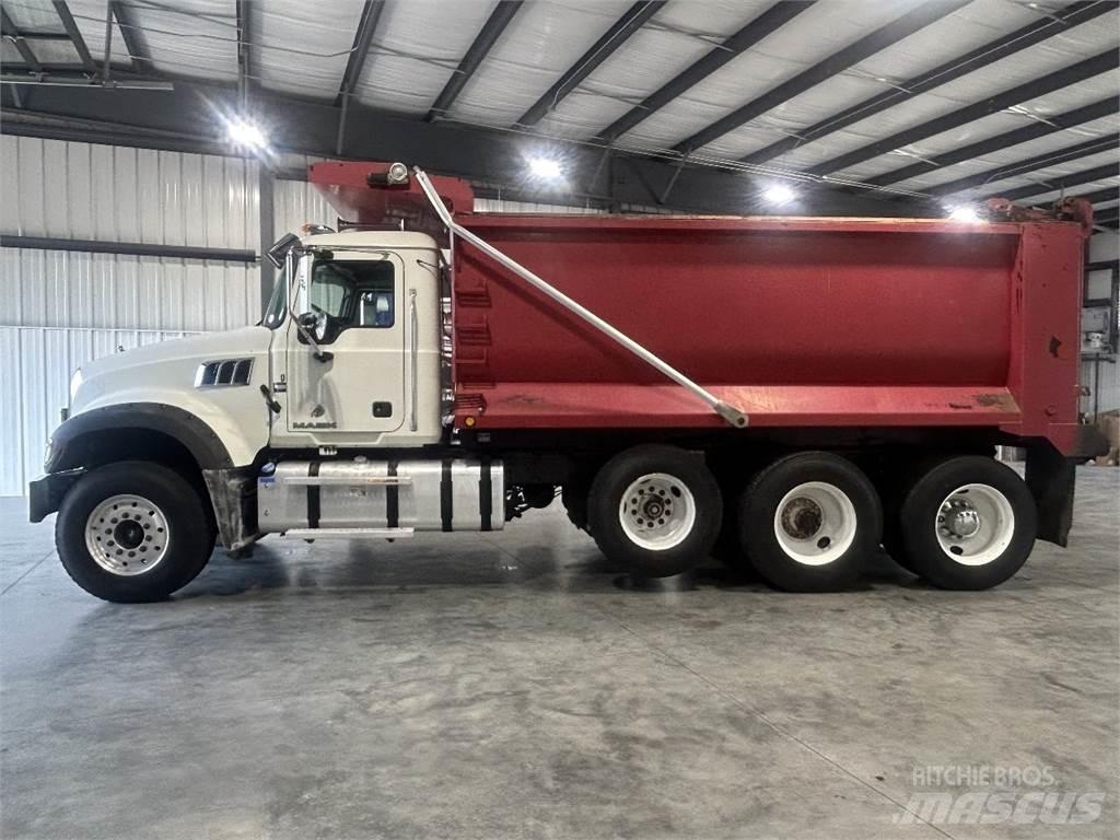 Mack GU713 Kallurid